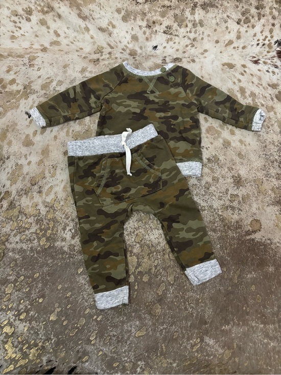 OshKosh B'gosh Other - OshKosh B'gosh Camo One-Piece Set in Olive and Gray Trim